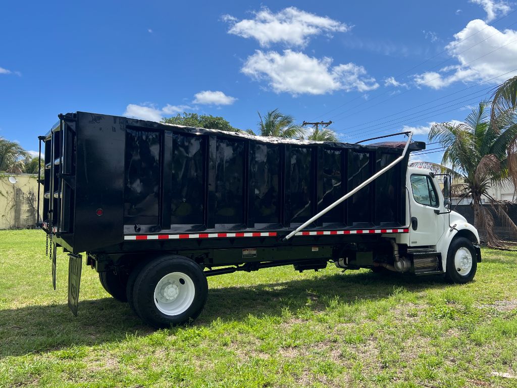 2011 Freightliner M2 - $44,950