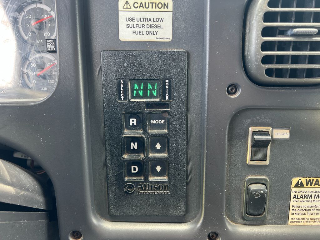 2011 Freightliner M2 - $44,950
