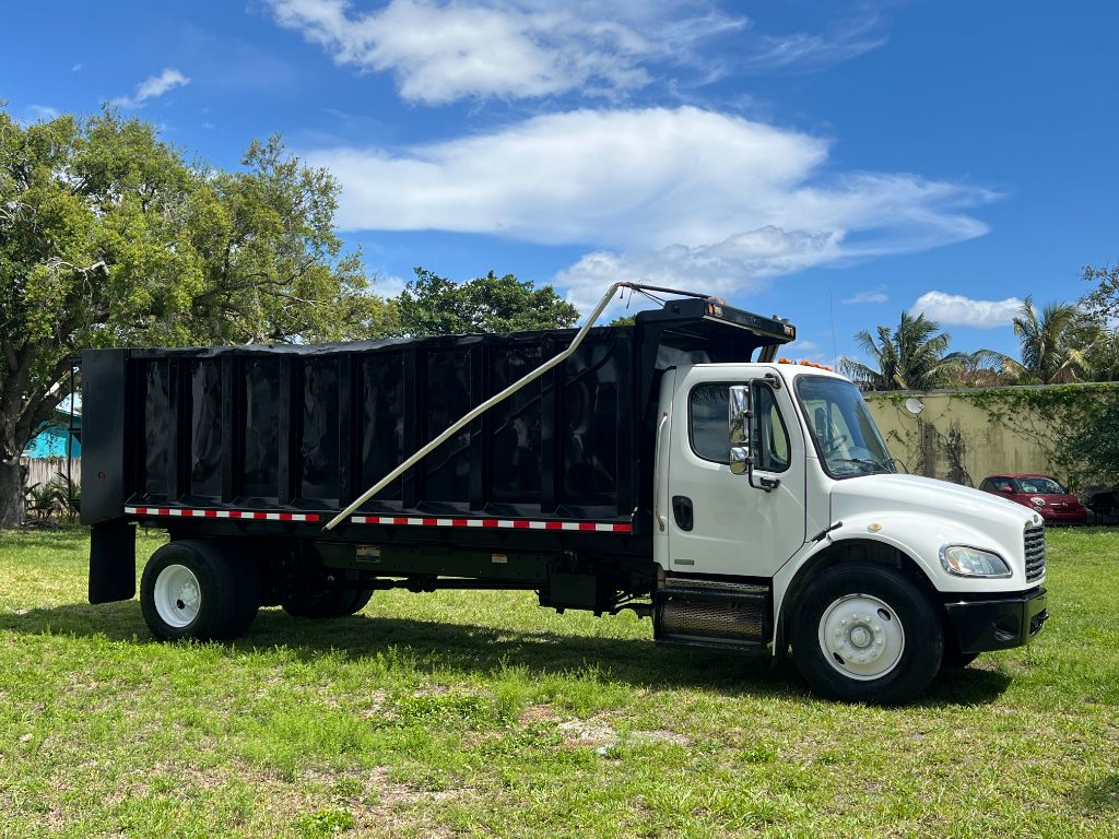 2011 Freightliner M2 - $44,950