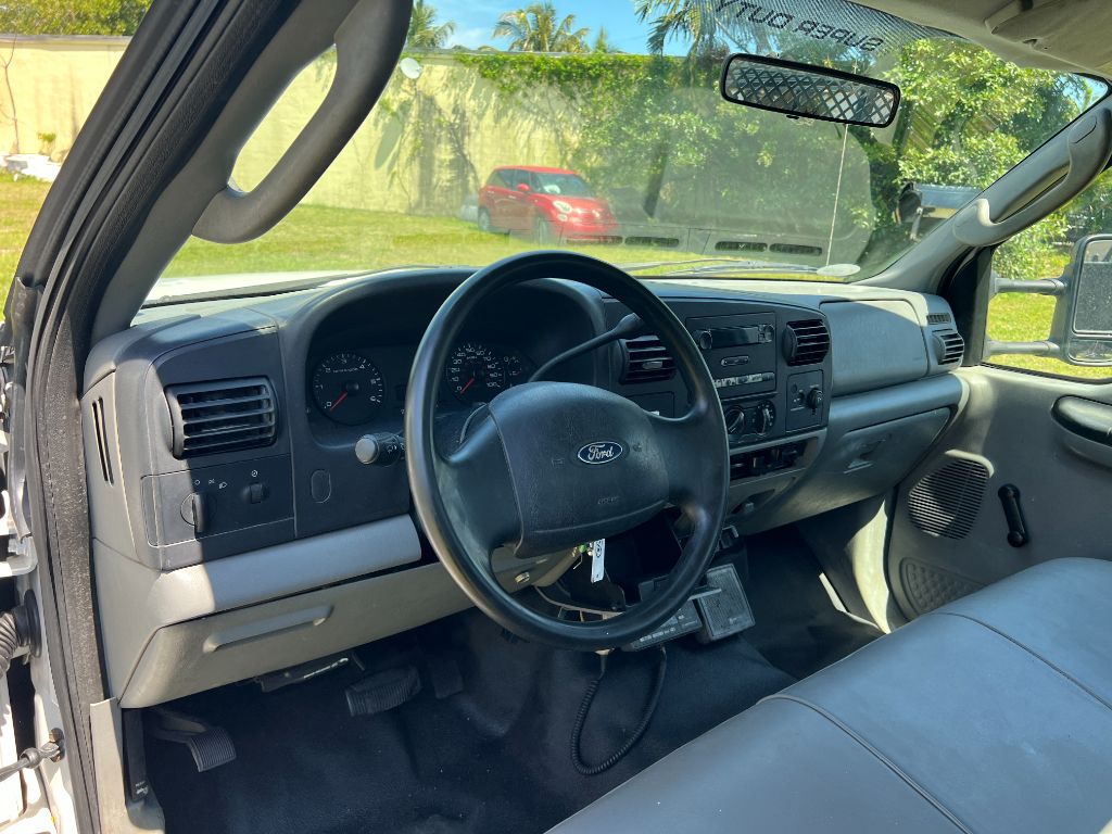 2005 Ford F-350 Super Duty - $13,850