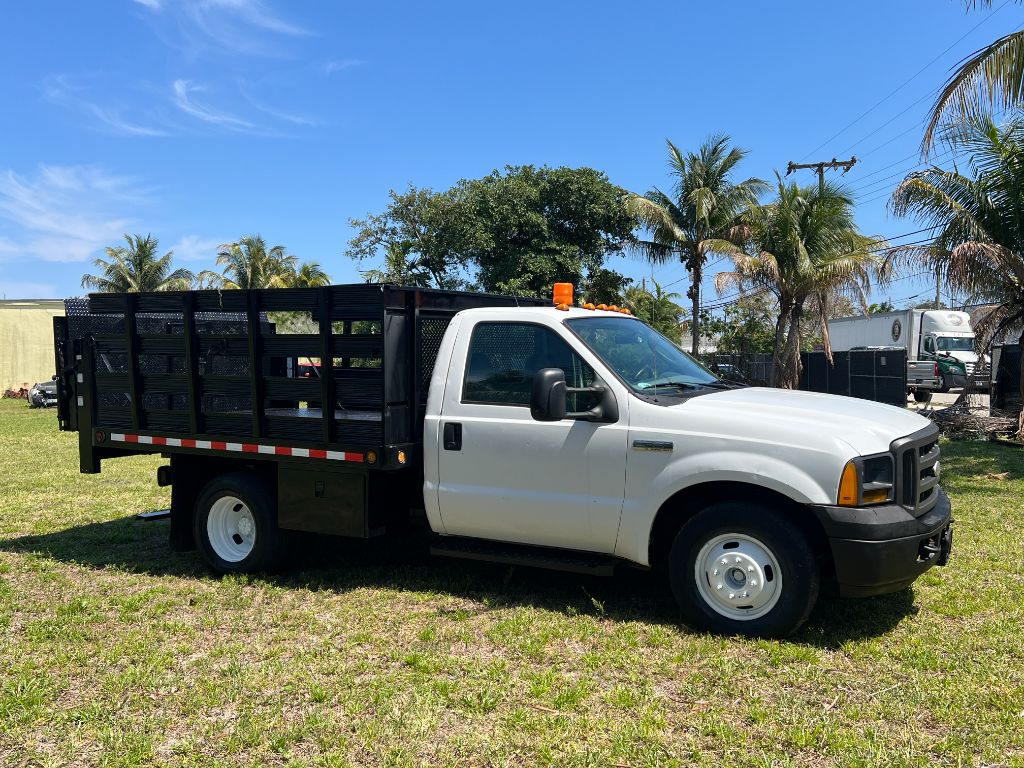 2005 Ford F-350 Super Duty - $13,850