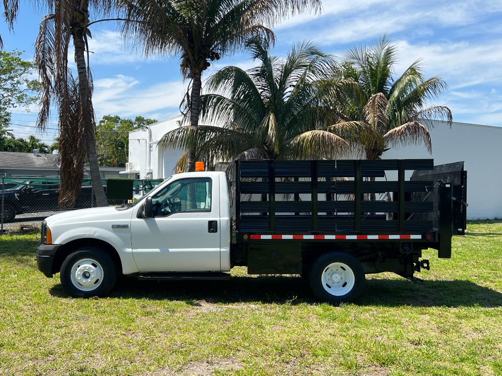 2005 Ford F-350 Super Duty - $13,850