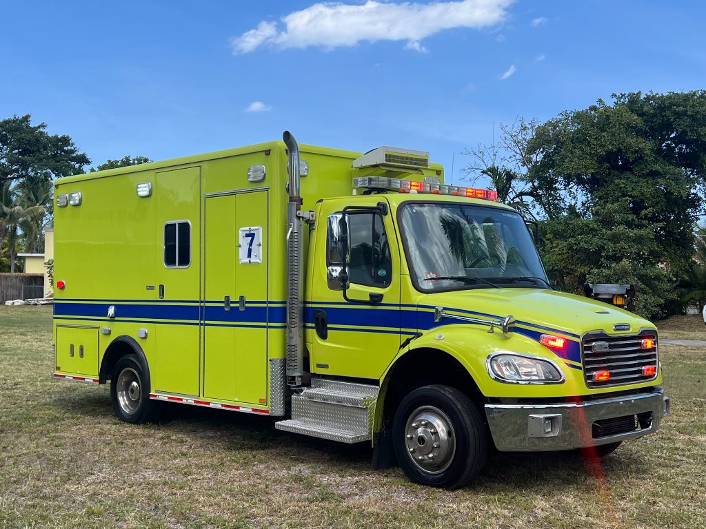 2012 Freightliner M2 - $24,850