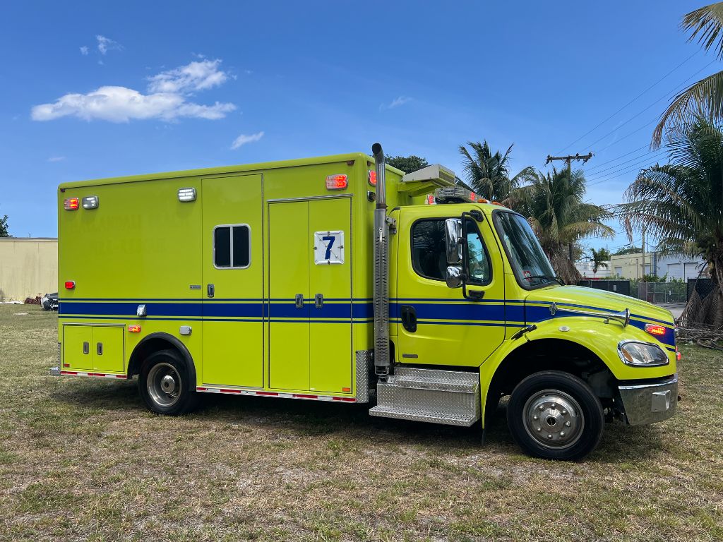 2012 Freightliner M2 - $24,850