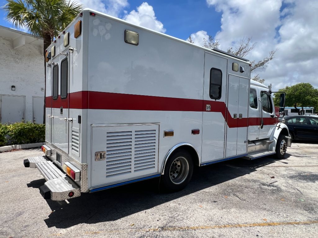2005 Freightliner M2 - $14,850