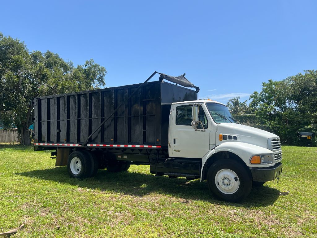 2002 STERLING M8500 - $23,950
