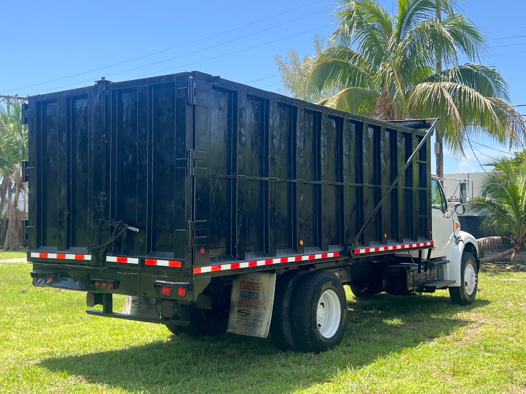 2002 STERLING M8500 - $23,950