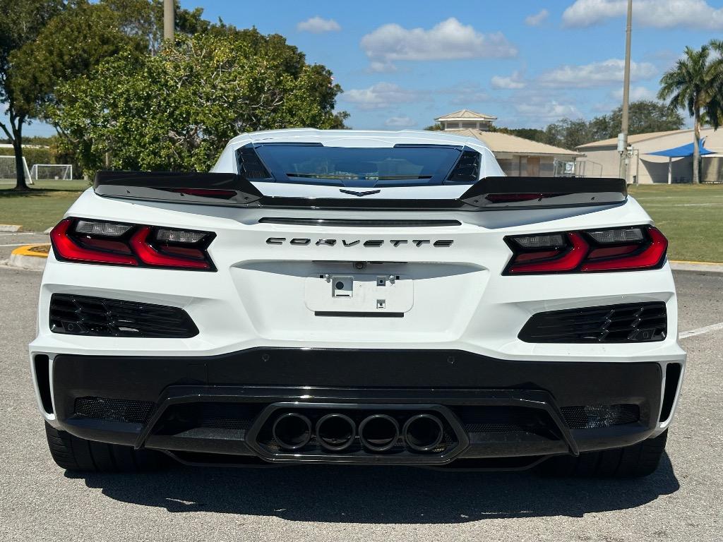 2023 Chevrolet Corvette - $99,889