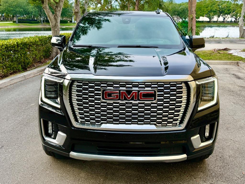 2021 GMC Yukon - $48,500