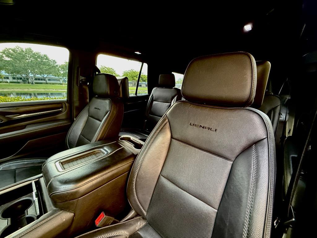 2021 GMC Yukon - $48,500