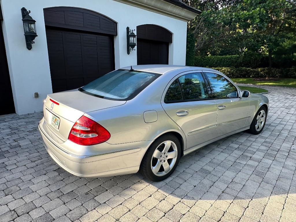2006 Mercedes-Benz E-Class - $8,950