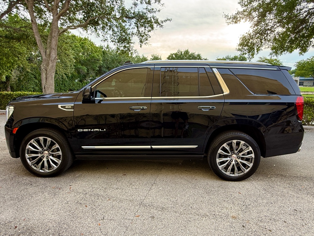 2021 GMC Yukon - $44,900