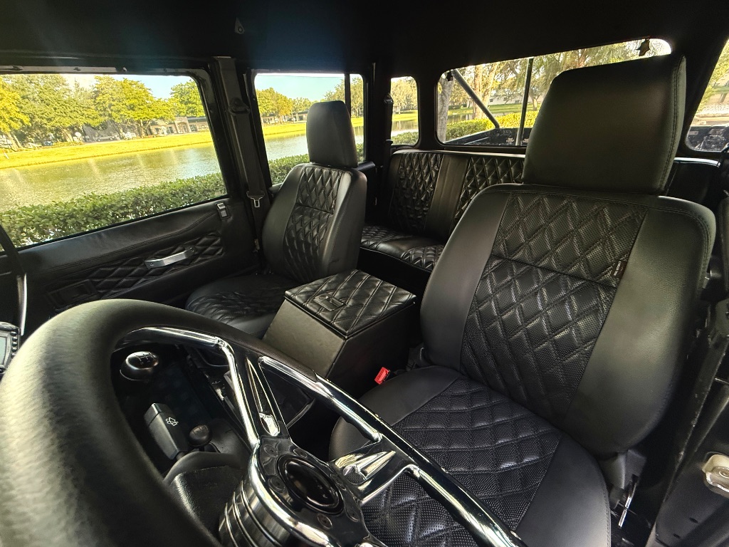 2000 LAND ROVER Defender - $109,000