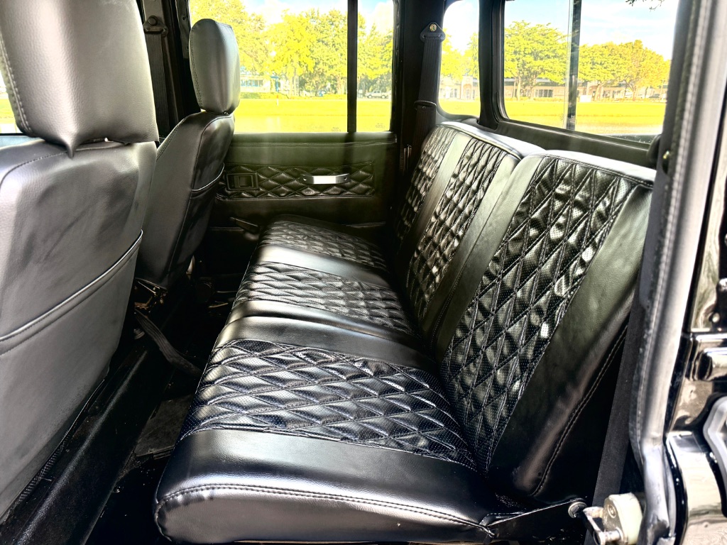 2000 LAND ROVER Defender - $109,000