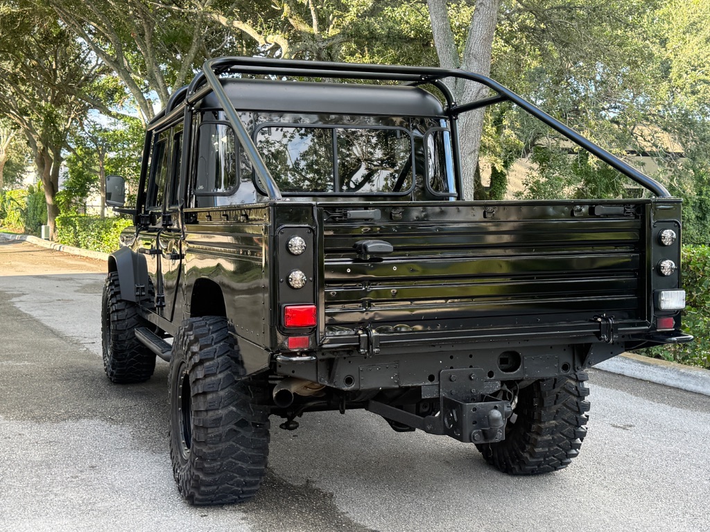 2000 LAND ROVER Defender - $109,000