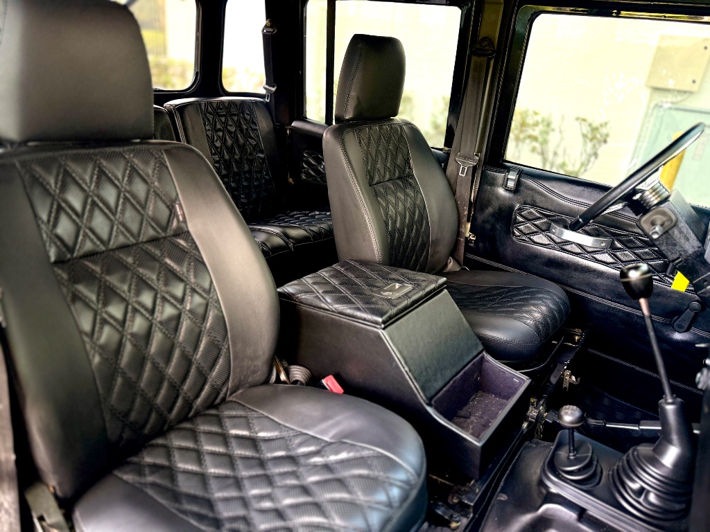 2000 LAND ROVER Defender - $109,000