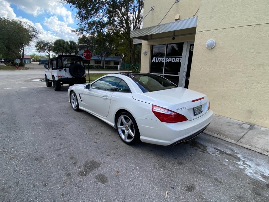 2013 Mercedes-Benz SL Class - $36,900
