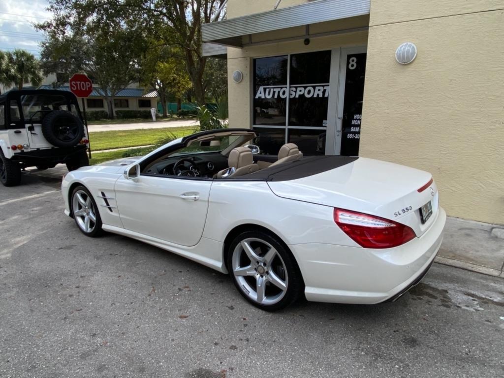2013 Mercedes-Benz SL Class - $36,900
