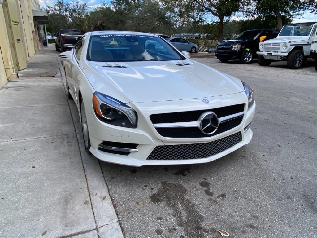 2013 Mercedes-Benz SL Class - $36,900