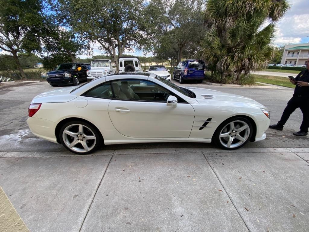 2013 Mercedes-Benz SL Class - $36,900