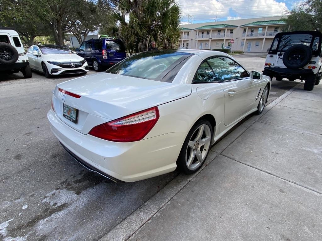 2013 Mercedes-Benz SL Class - $36,900