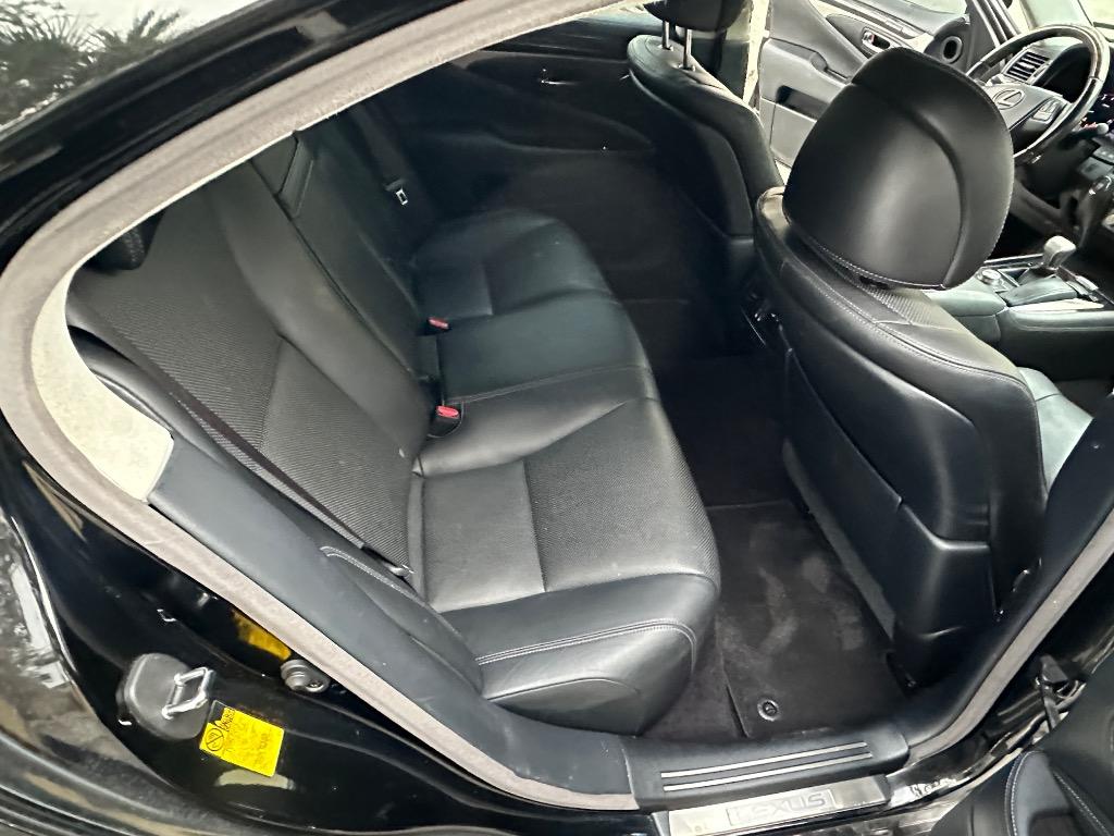 2014 Lexus LS - $13,900