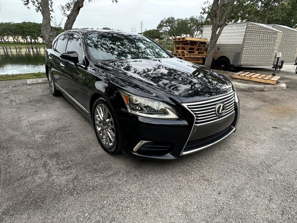 2014 Lexus LS - $13,900