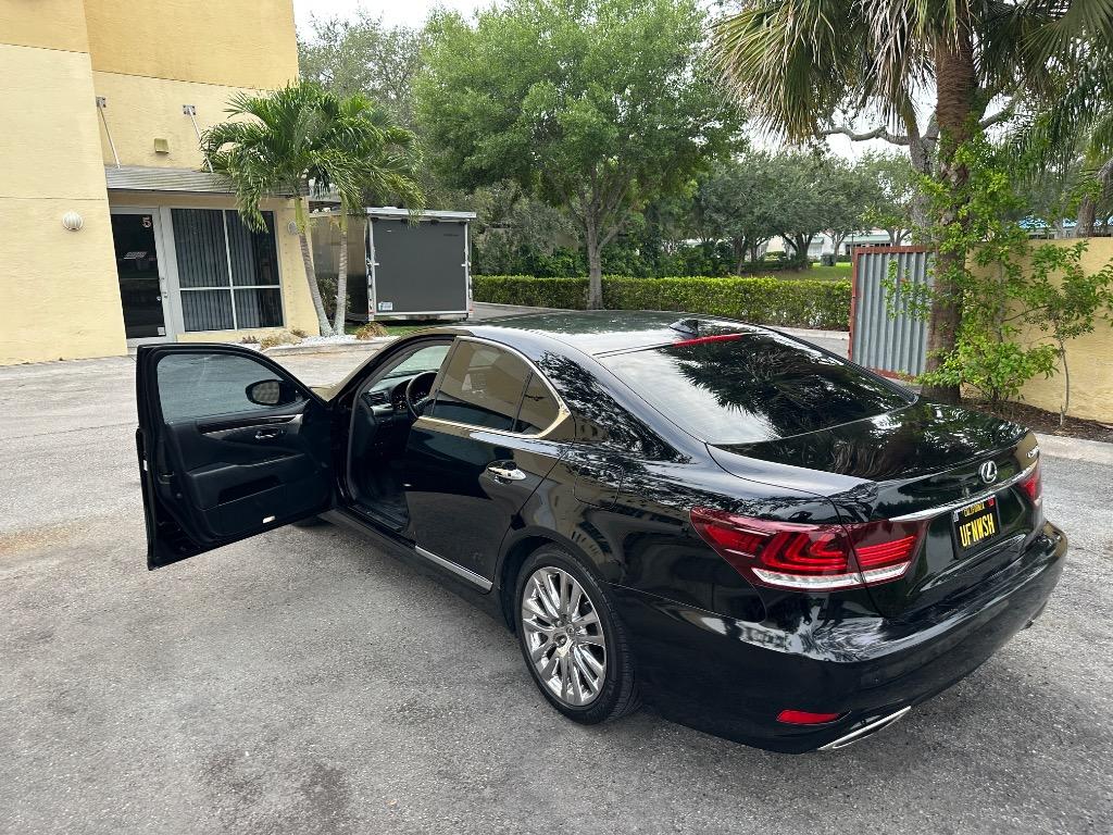 2014 Lexus LS - $13,900