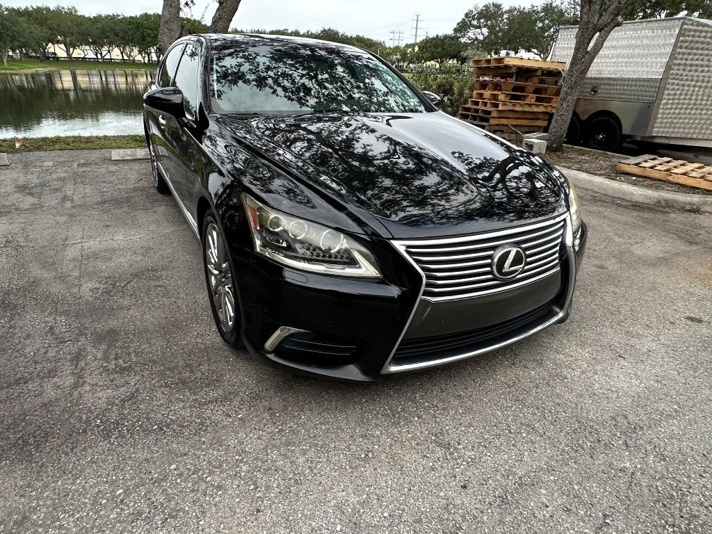 2014 Lexus LS - $13,900