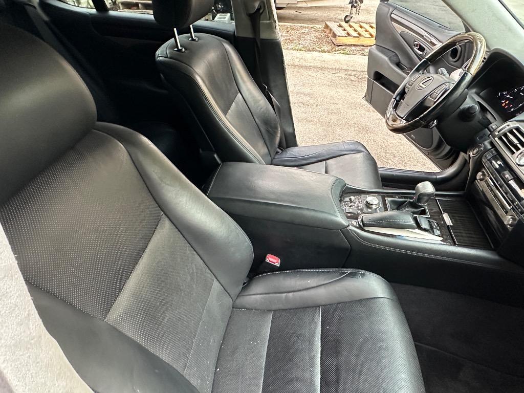 2014 Lexus LS - $13,900