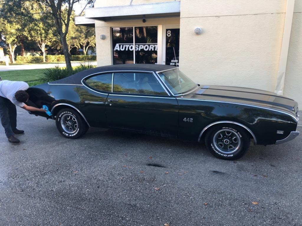 1969 Oldsmobile 442 - $18,700
