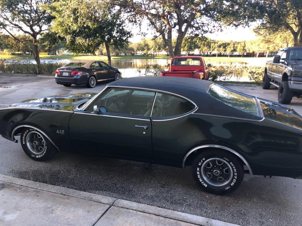 1969 Oldsmobile 442 - $18,700