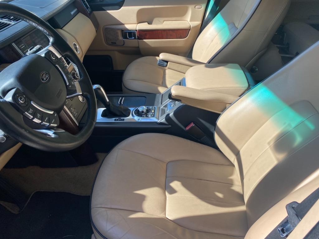 2011 LAND ROVER Range Rover - $21,900