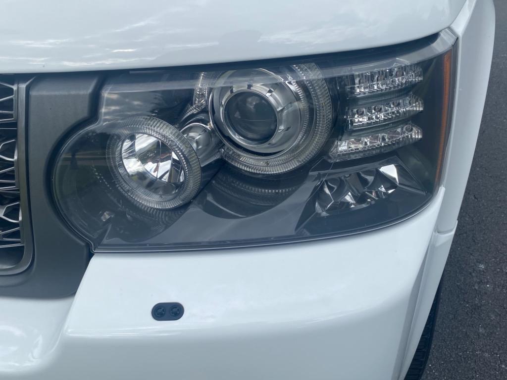 2011 LAND ROVER Range Rover - $21,900