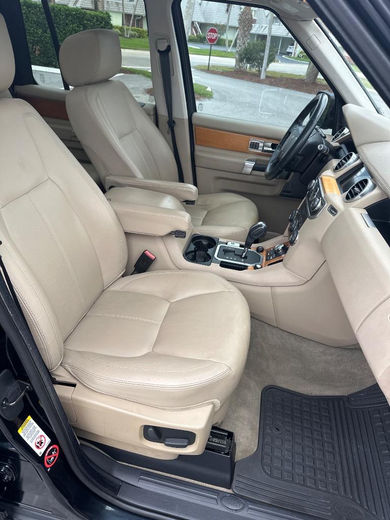 2012 Land Rover LR4 - $9,995