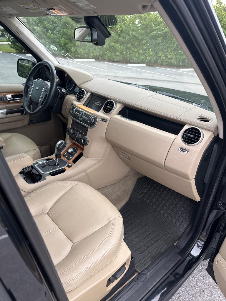 2012 Land Rover LR4 - $9,995