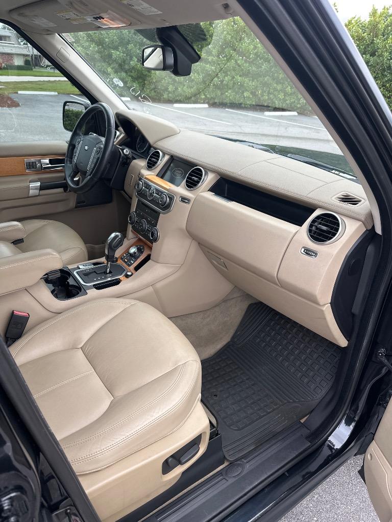 2012 Land Rover LR4 - $9,995