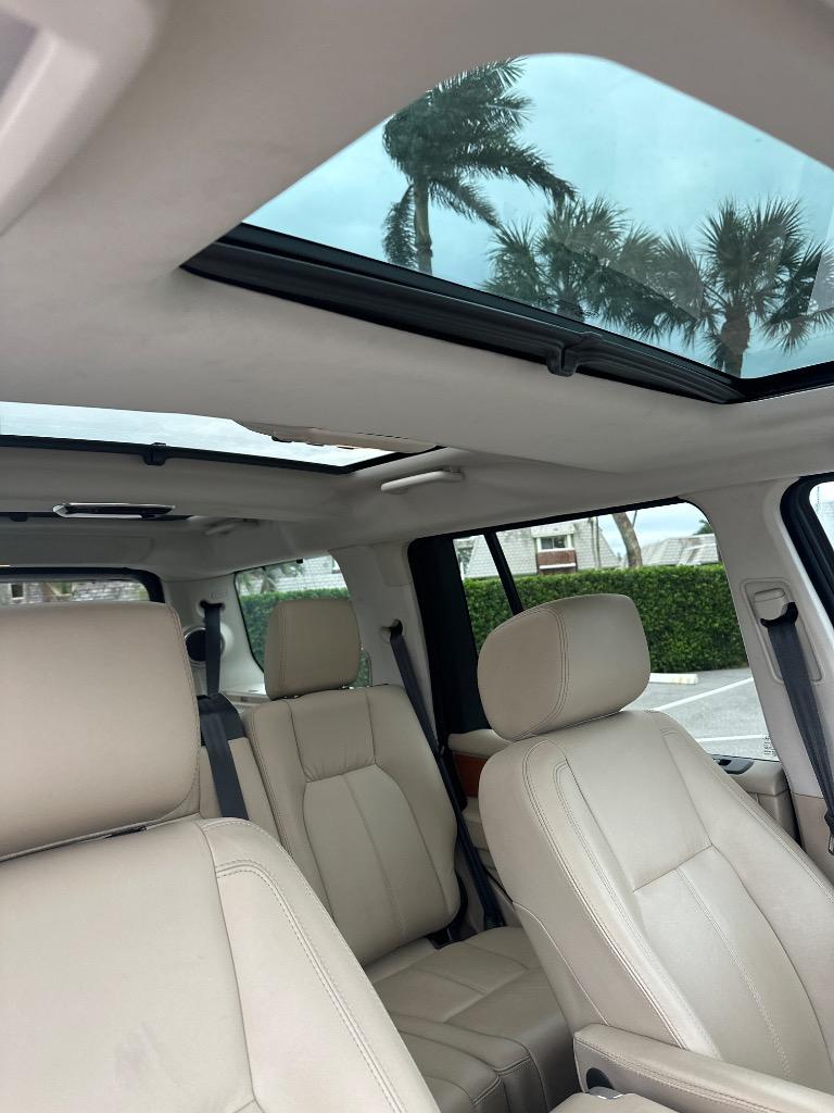 2012 Land Rover LR4 - $9,995