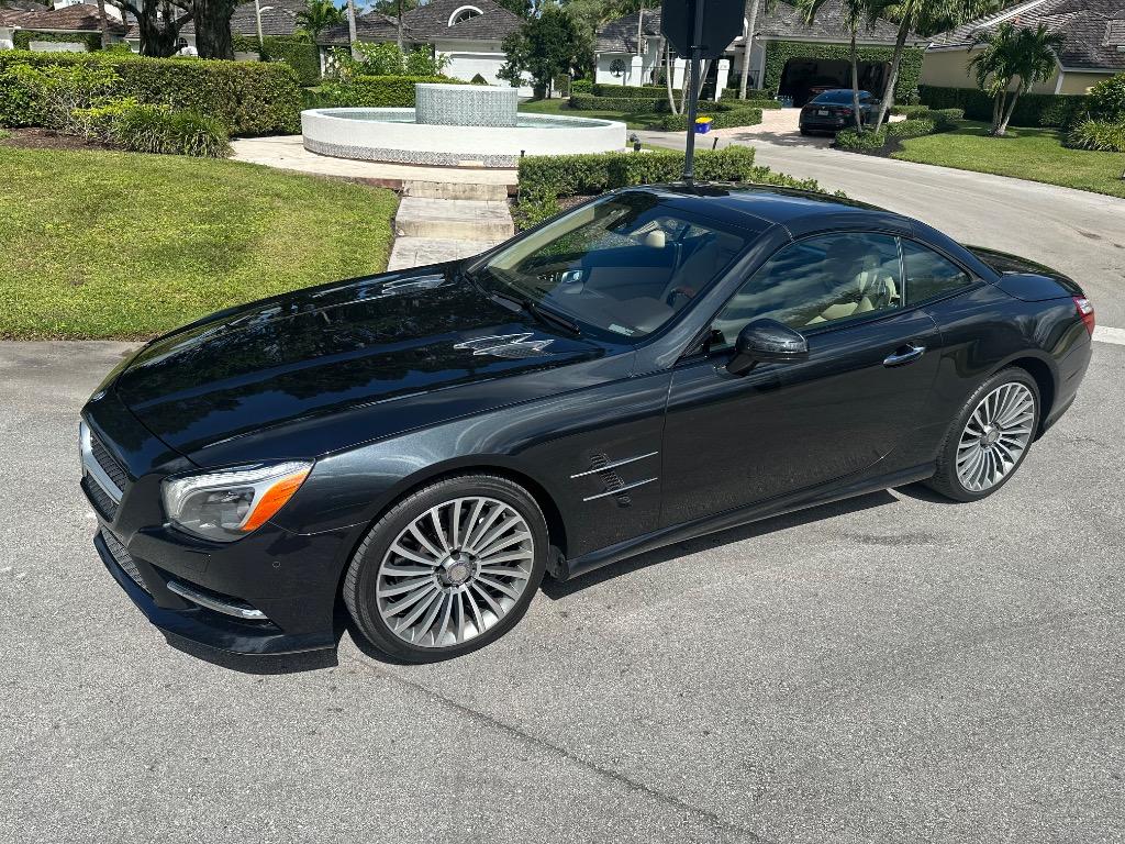 2013 Mercedes-Benz SL-Class - $32,995