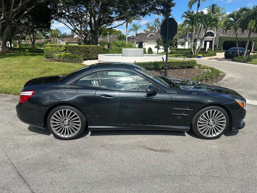 2013 Mercedes-Benz SL-Class - $32,995
