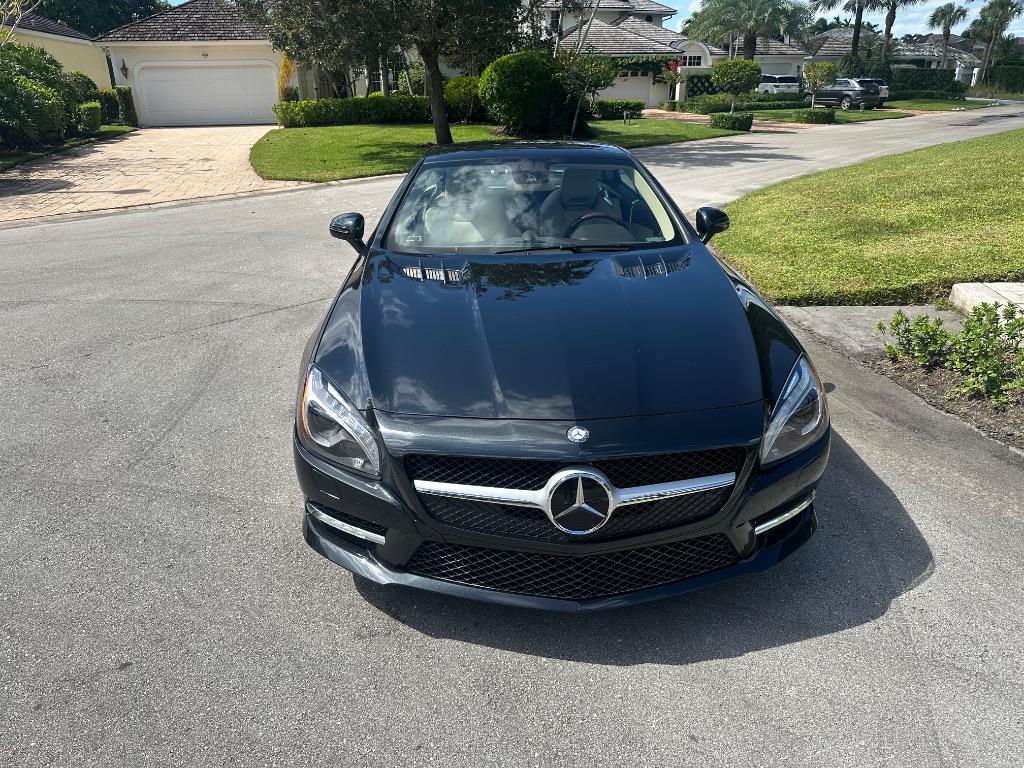 2013 Mercedes-Benz SL-Class - $32,995