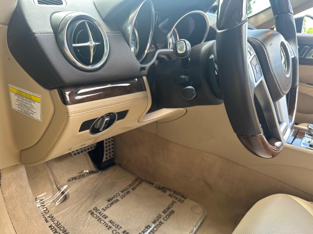 2013 Mercedes-Benz SL-Class - $32,995