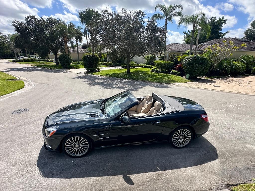 2013 Mercedes-Benz SL-Class - $32,995