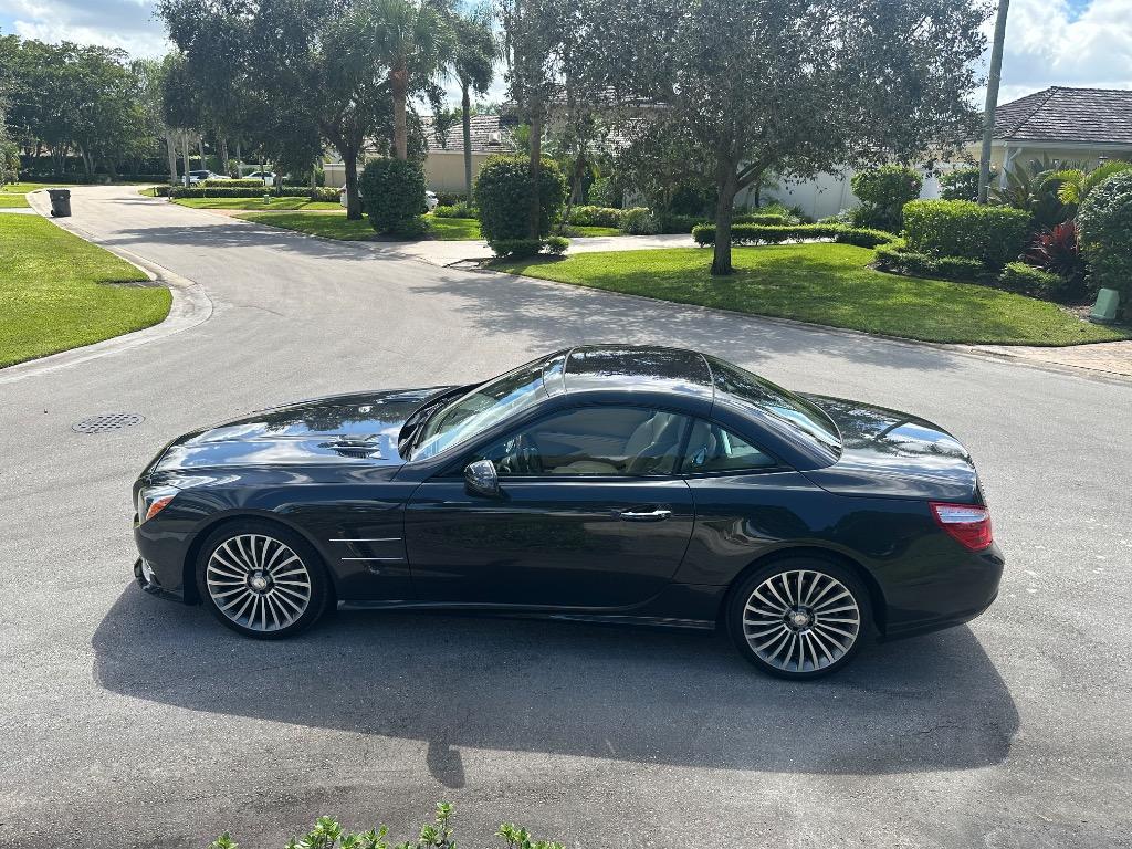 2013 Mercedes-Benz SL-Class - $32,995