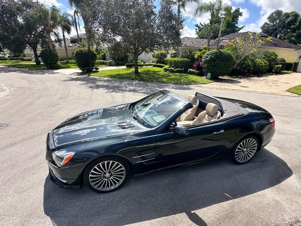 2013 Mercedes-Benz SL-Class - $32,995