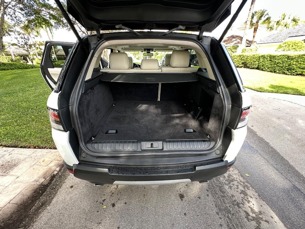 2014 Land Rover Range Rover Sport - $24,995