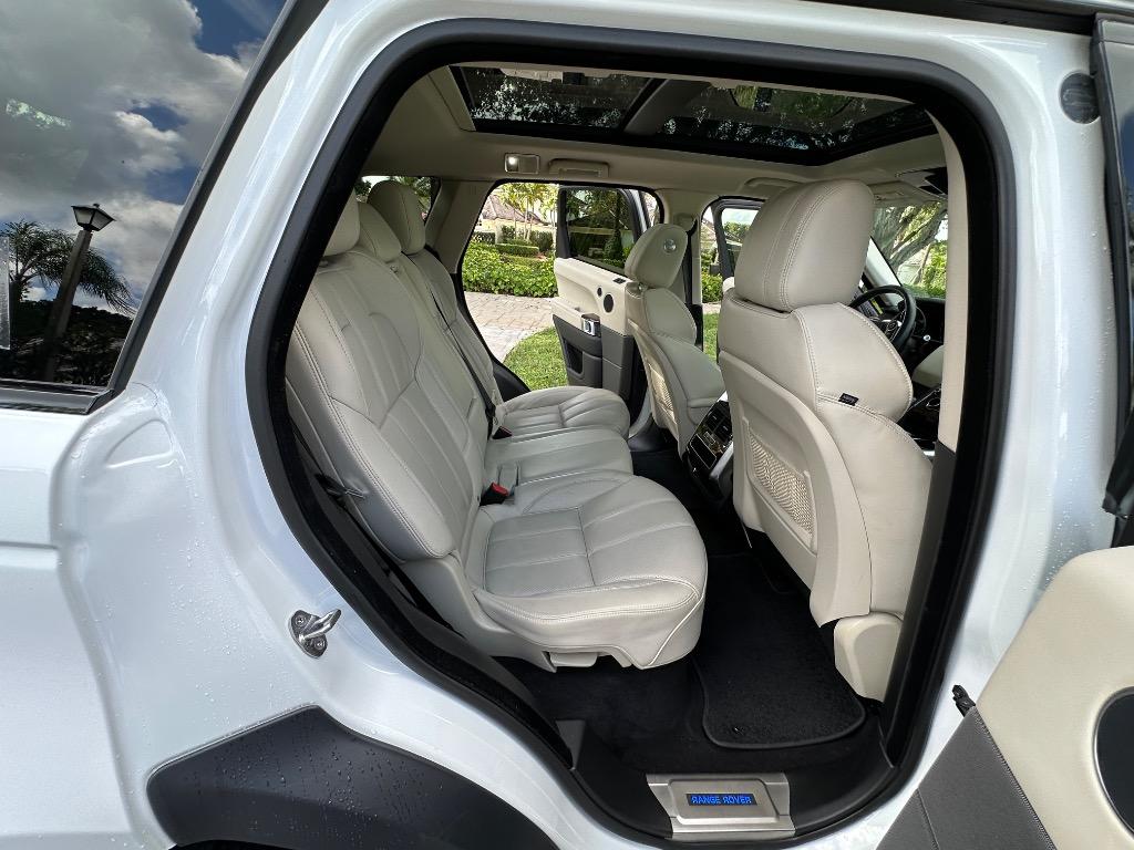 2014 Land Rover Range Rover Sport - $24,995