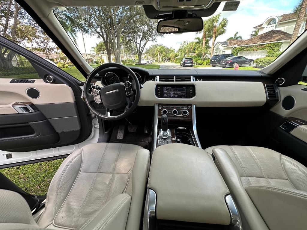 2014 Land Rover Range Rover Sport - $24,995