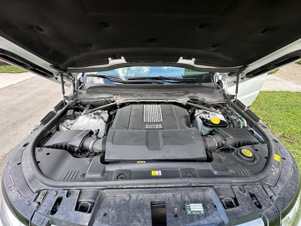 2014 Land Rover Range Rover Sport - $24,995