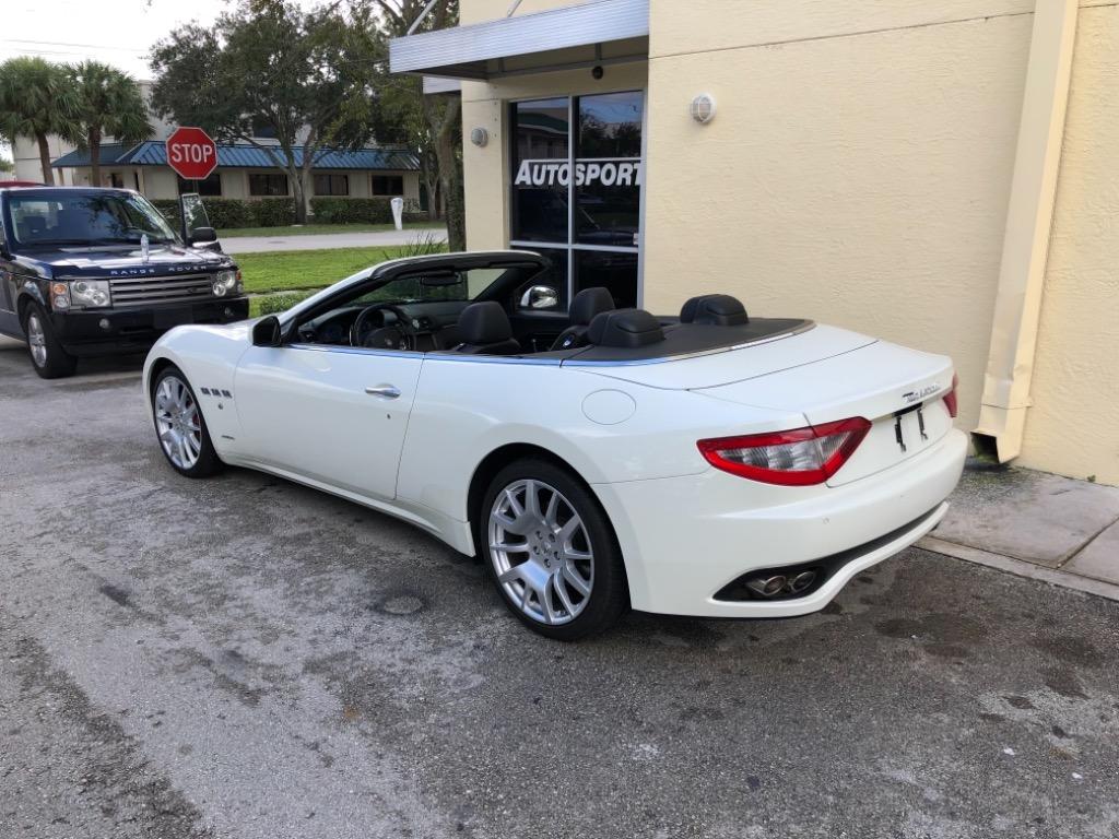 2016 Maserati GranTurismo - $64,900